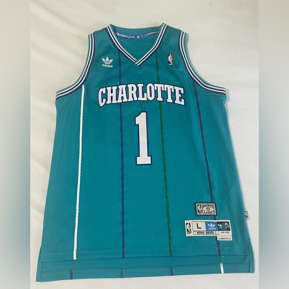 Muggsy Bogues Charlotte Hornets jersey Large WORN 2X! Adidas Hardwood Classics